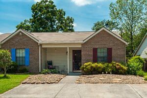 2nd image of 2041 Countryhill Ln