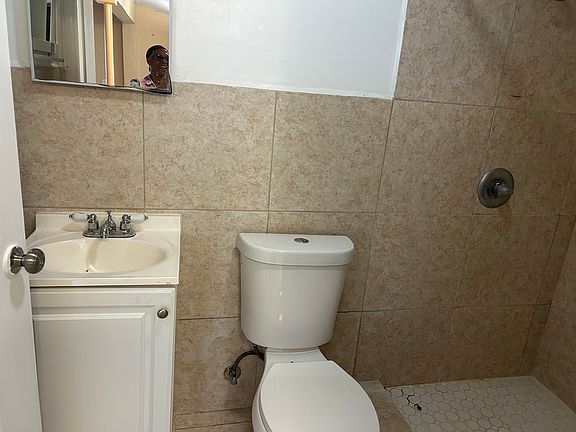5th image of 7570 Lasalle Blvd #2