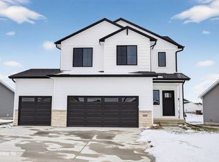 3019 Myron St, Norwalk, IA 50211