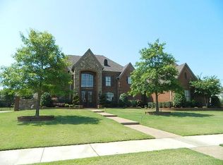 661 Ridge Peaks Dr, Collierville, TN 38017