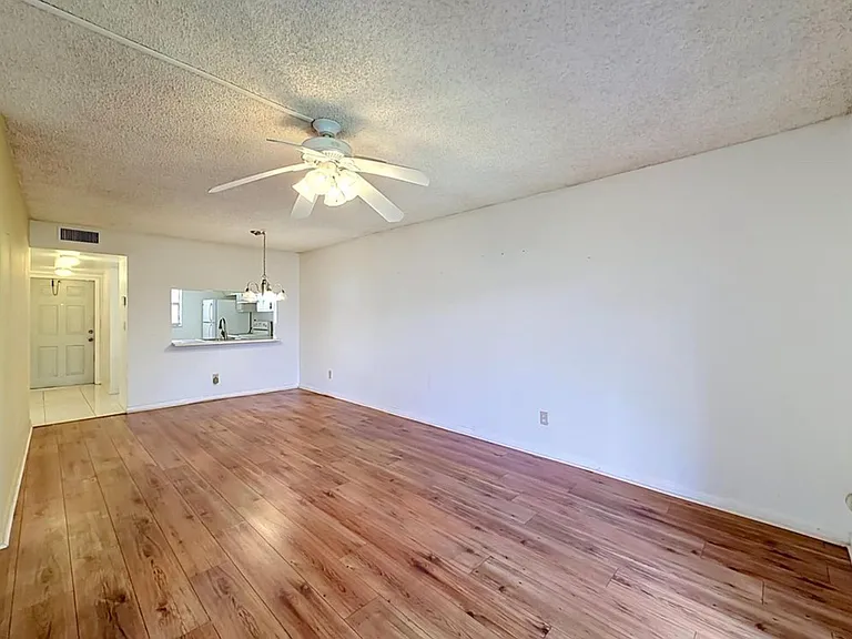 1065 NW 106th Ter #102 — Photo 7