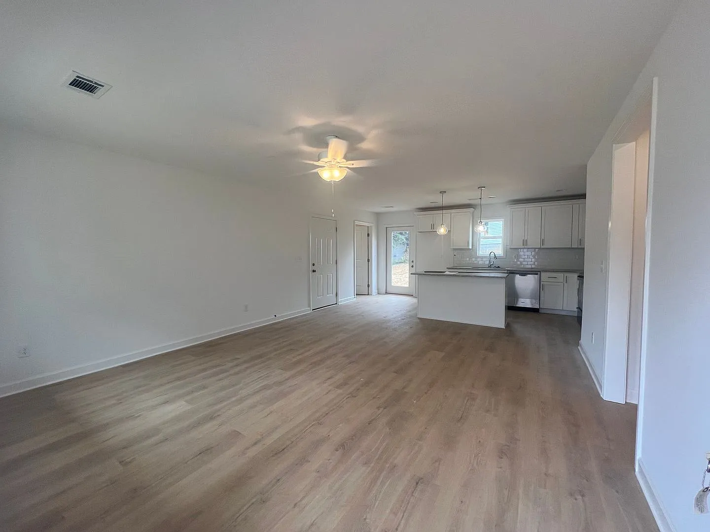3 bedroom 2 bathroom in East Tuscaloosa — Photo 4