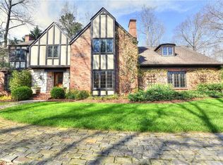 175 Churchill Dr, Sandy Springs, GA 30350
