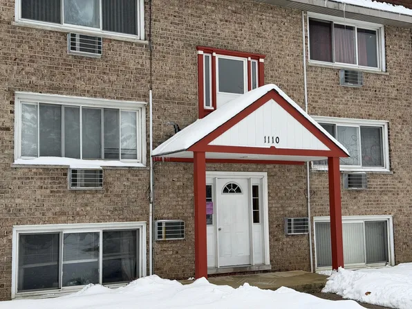 1110 W 18th St APT 1E, Broadview, IL 60155