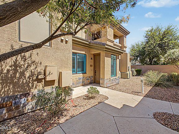2nd image of 705 W QUEEN CREEK Road #1061
