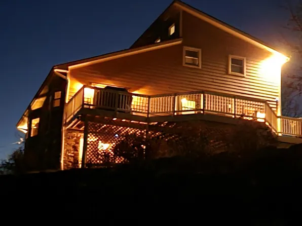 93 Hidden Falls Dr, Asheville, NC 28804