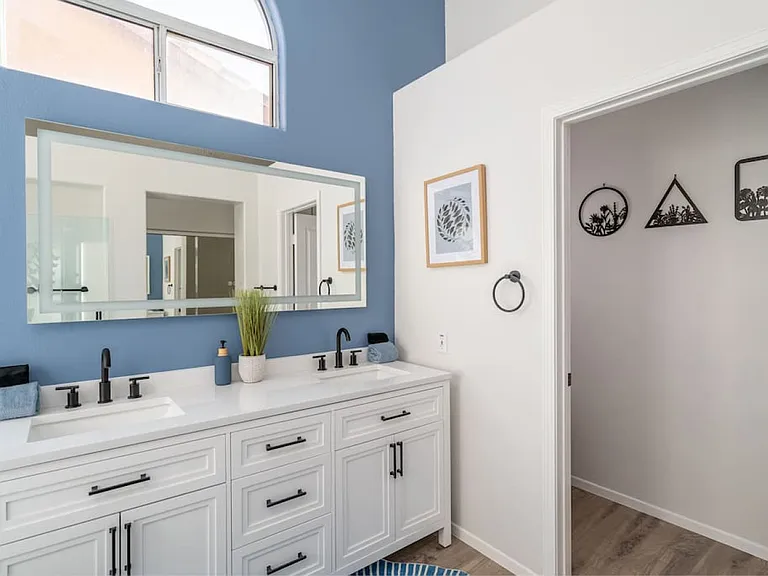 Buckskin Cir — Photo 17