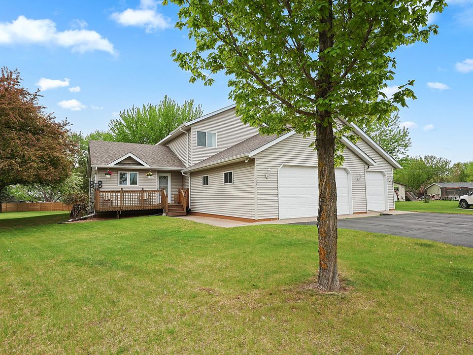 1st image of 453 Stanley Dr