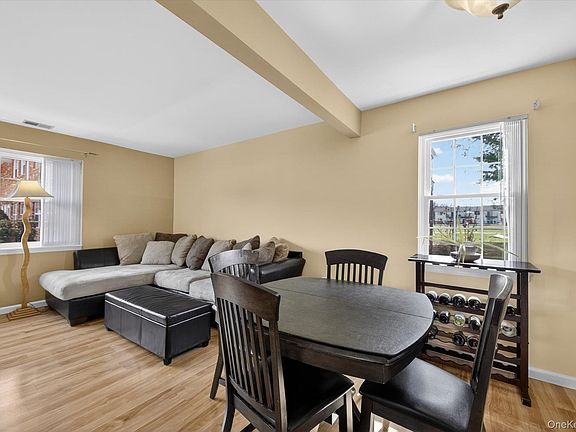 5th image of 276 Temple Hill Road #1515