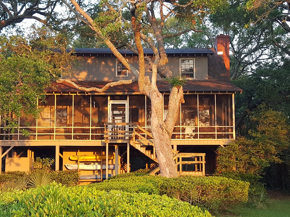 house from creek