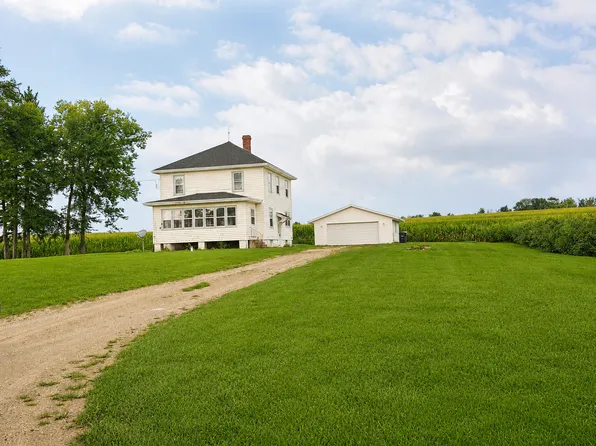 3908 W Mineral Point Rd, Janesville, WI 53548