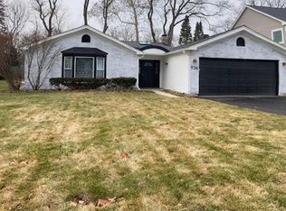 936 Aurora Way, Wheaton, IL 60189