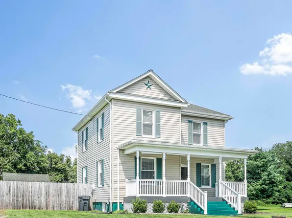 406 Long Ave, Shenandoah, VA 22849