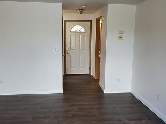 3rd image of 15301 Berry Valley Dr SE
