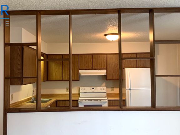 5th image of 808 Macomber St APT 5