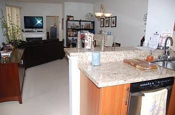 1st image of 620 S Gramercy Pl APT 305