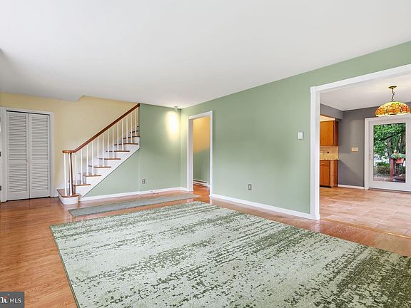 5th image of 730 N Lafayette Ave