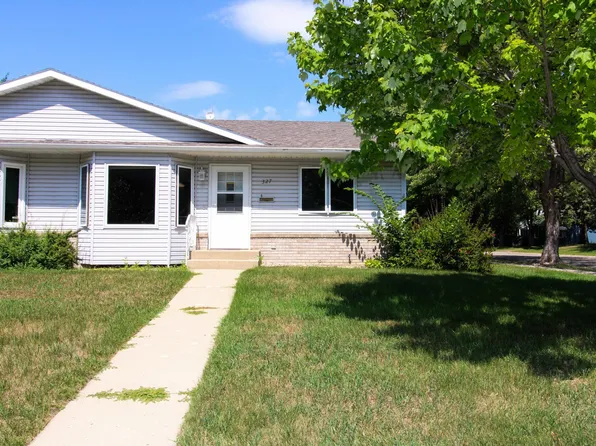 327 11th Ave E, Alexandria, MN 56308
