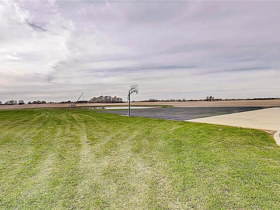 4th image of 10894 N County Road 200 W