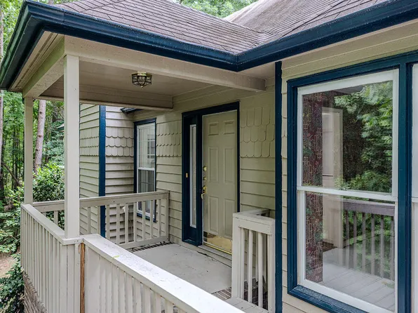 3421 Oak Trl, Clayton, NC 27520