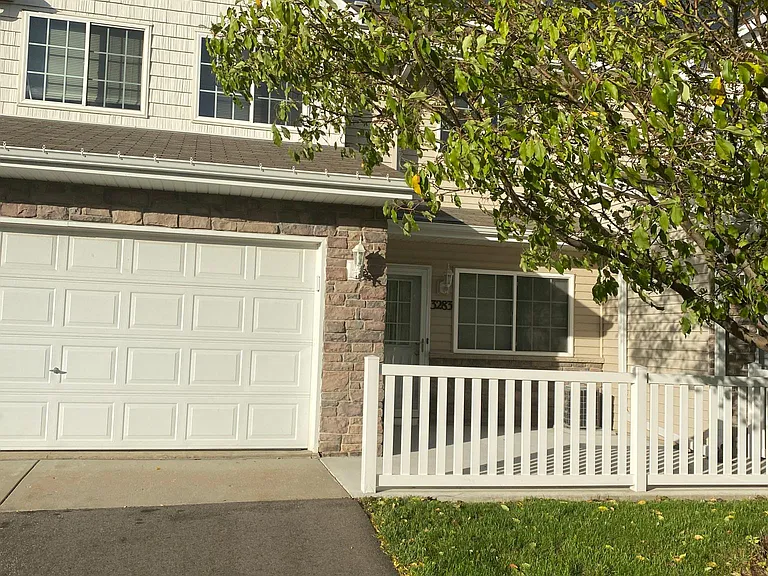 3283 Coleshire Path — Photo 15