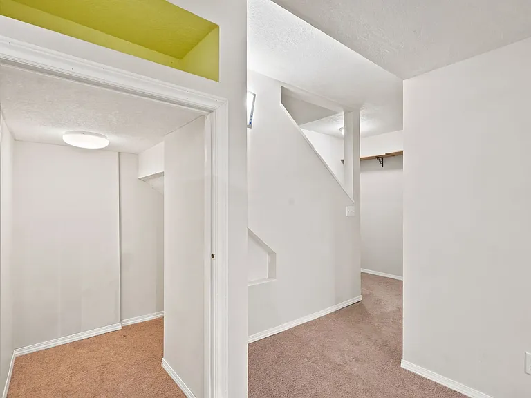 88 Rockyledge Cres NW #88 — Photo 31