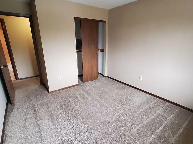 7625 W Donna Ct - 8 Unit — Photo 18