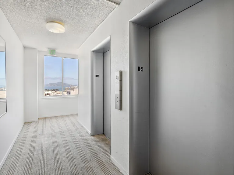 1835 Franklin St #301 — Photo 21