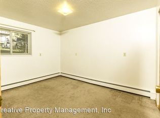 1305 8th St NW APT 1, Minot, ND 58703
