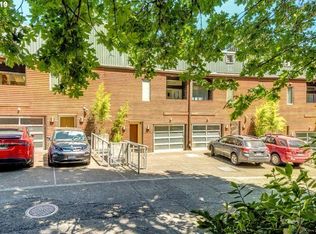 2216 SW Hoffman Ave, Portland, OR 97201