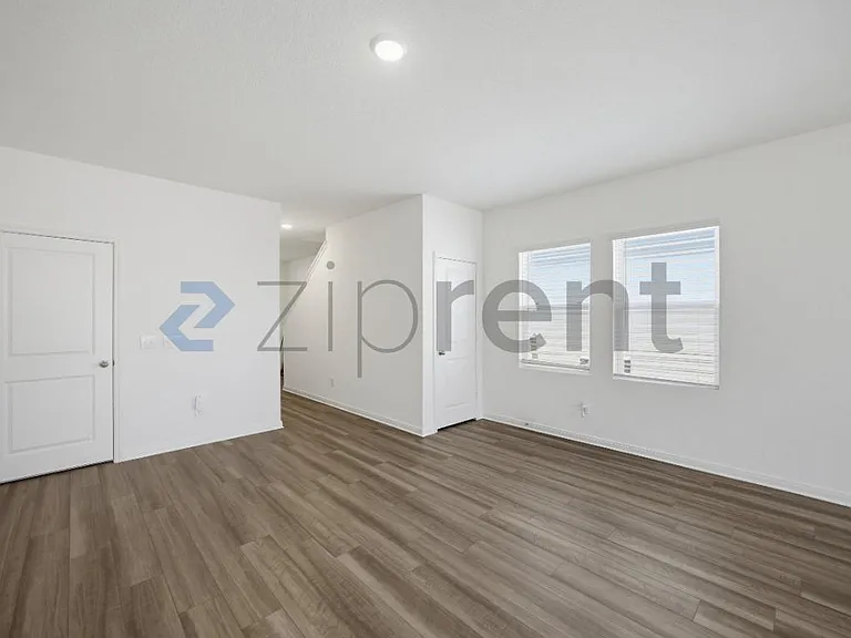 7536 Corral Smt — Photo 12