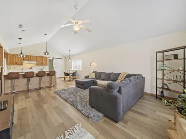 5732 Black Walnut Dr, Columbus, OH 43230