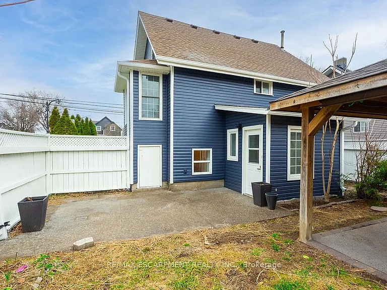 270 Beach Blvd — Photo 35