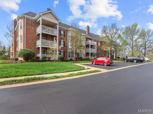 207 Ambridge Ct APT 101, Chesterfield, MO 63017