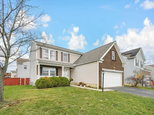 1555 Tammy Louise Dr, Pataskala, OH 43062