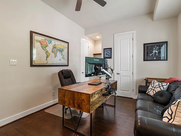 4205 Koehler St #B — Photo 21