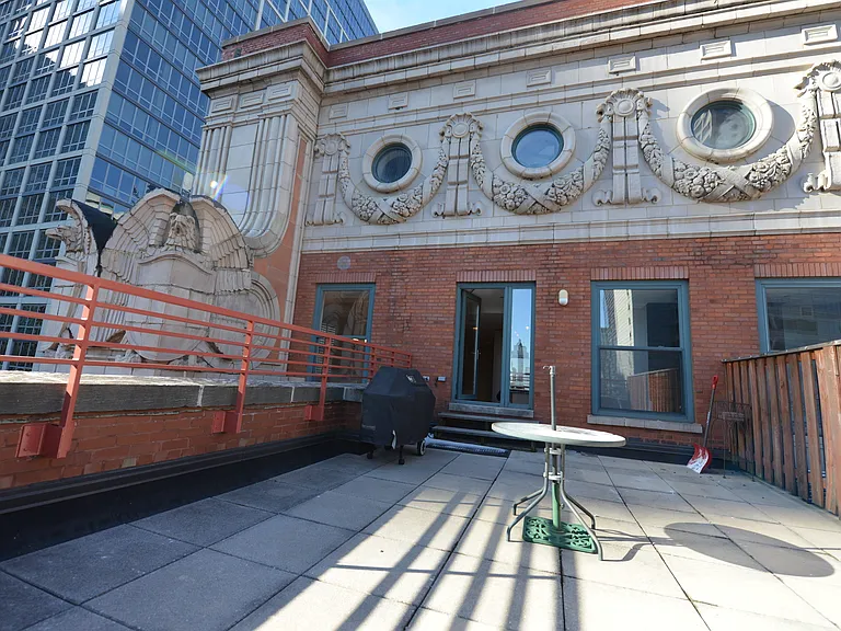 208 W Washington St #2304 — Photo 25
