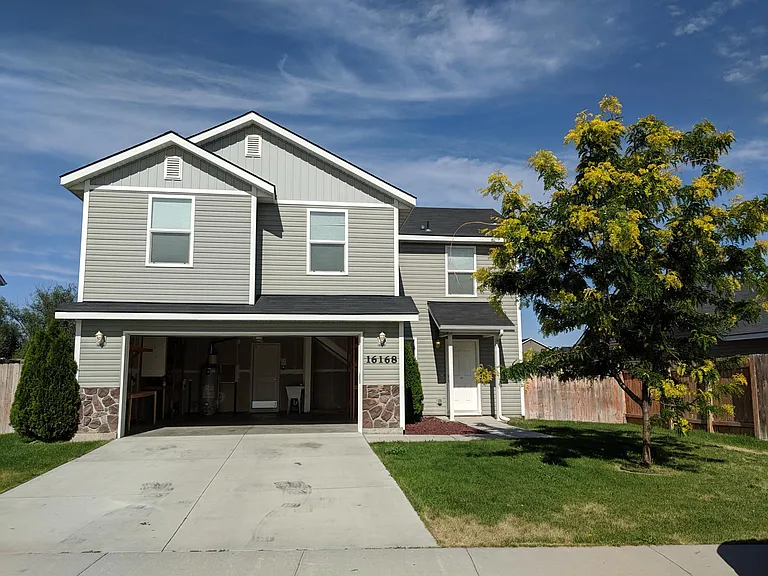 16168 Greenfield Way — Photo 1