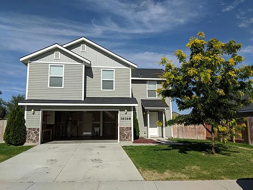 16168 Greenfield Way Photo 1