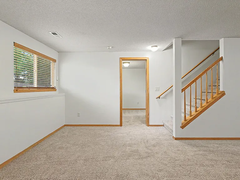 2316 N Shefford Cir — Photo 29