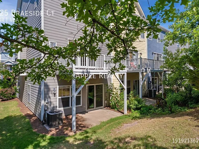 125 Braeside Ct — Photo 18
