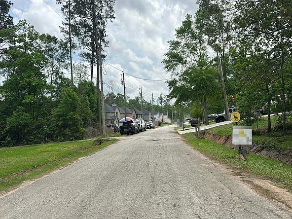 4th image of 14986 Crockett Rd