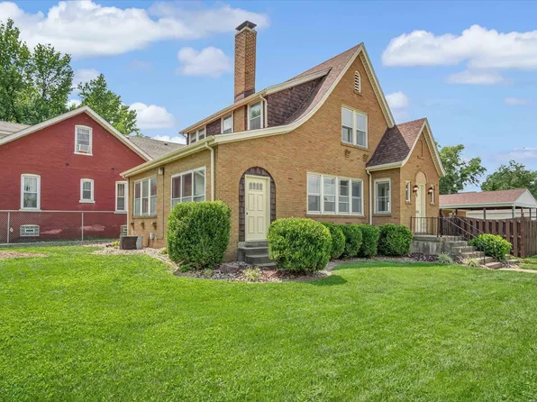 601 Lucinda Ave, Belleville, IL 62221