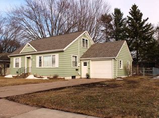 511 N Peach Ave, Marshfield, WI 54449