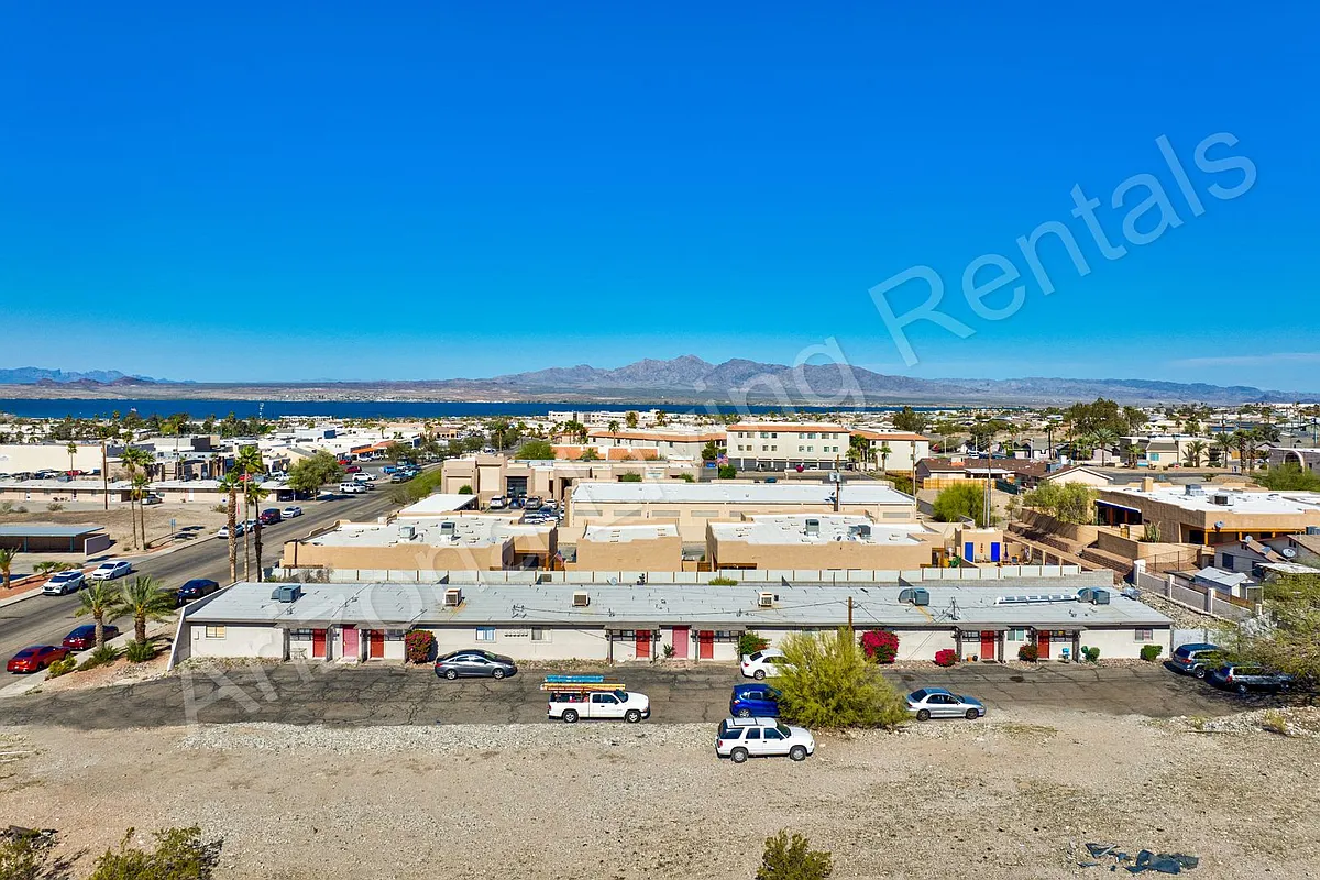 Photo 2 of 14 - 2065 Mesquite Ave - Lake Havasu City, AZ Building Photo - 2065 Mesquite Ave