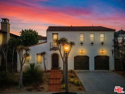 7578 Coastal View Dr, Los Angeles, CA, 90045
