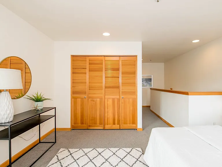930 NW Naito Pkwy #K14 — Photo 15