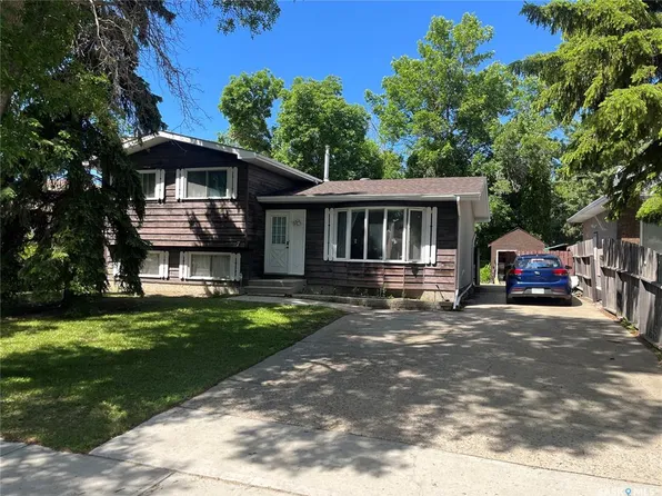 7 WATTS BAY, Regina, SK S4N 5G6
