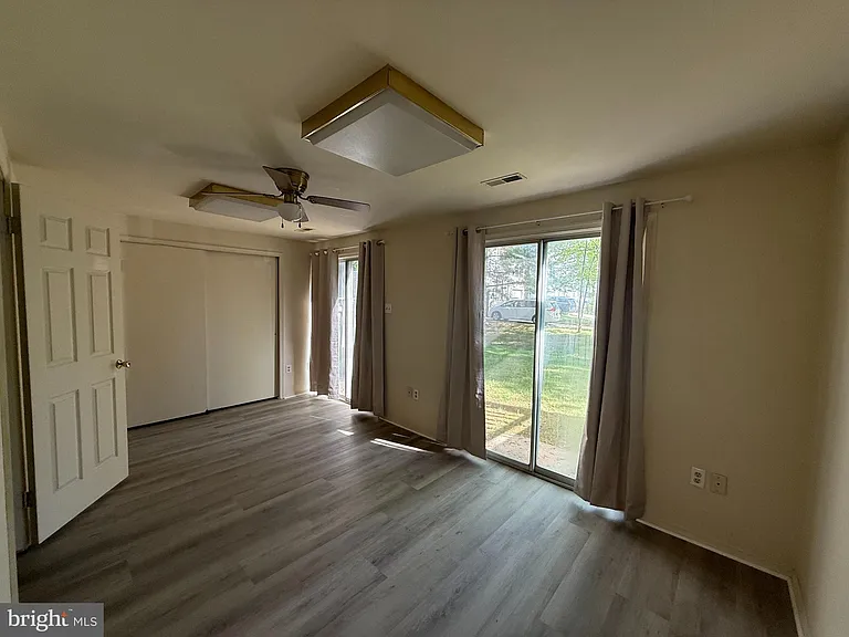4711 Leyden Way — Photo 20