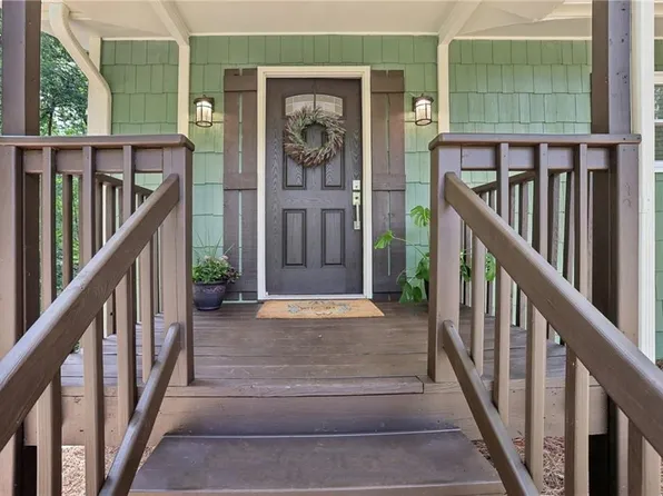 7615 Dogwood Trl, Murrayville, GA 30564